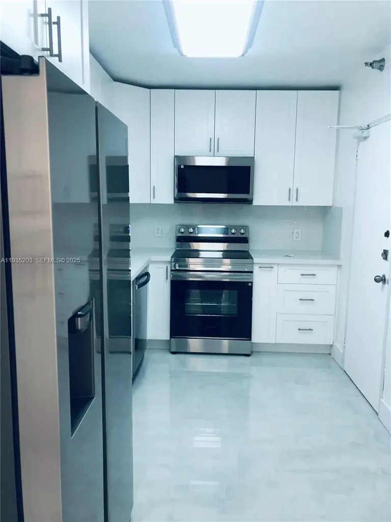10185 Collins Avenue Bal Harbour FL 33154