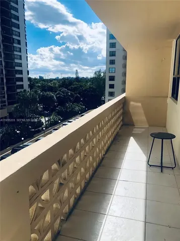 10185 Collins Avenue Bal Harbour FL 33154
