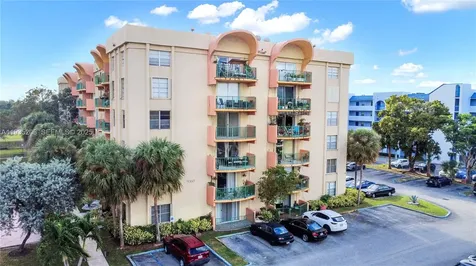 9360 Fontainebleau Boulevard Miami FL 33172