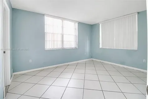 9360 Fontainebleau Boulevard Miami FL 33172