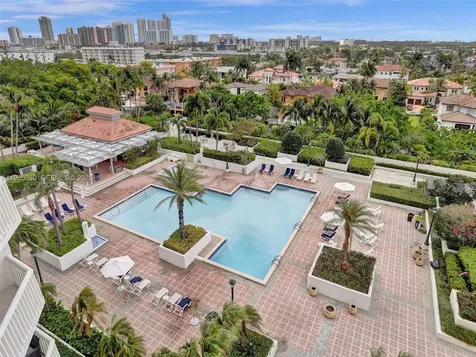 1000 W Island Boulevard Aventura FL 33160