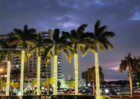 3725 S Ocean Drive Hollywood FL 33019