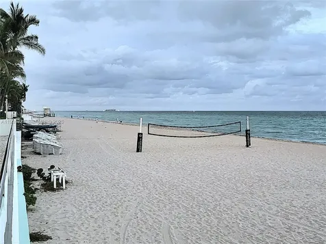 3725 S Ocean Drive Hollywood FL 33019