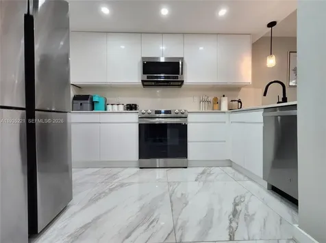 3725 S Ocean Drive Hollywood FL 33019