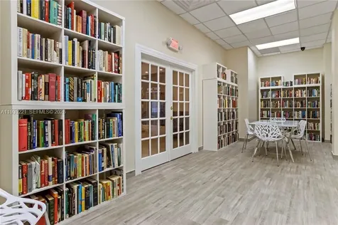 3725 S Ocean Drive Hollywood FL 33019