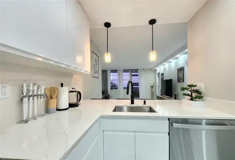 3725 S Ocean Drive Hollywood FL 33019