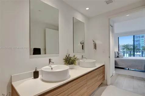 121 NE 34th Street Miami FL 33137