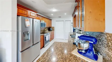 409 SW 8th Avenue Florida City FL 33034