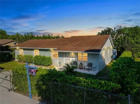 409 SW 8th Avenue Florida City FL 33034