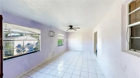 409 SW 8th Avenue Florida City FL 33034