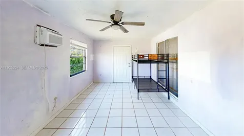 409 SW 8th Avenue Florida City FL 33034