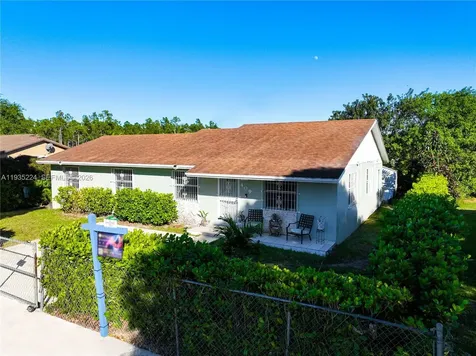 409 SW 8th Avenue Florida City FL 33034