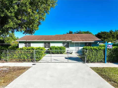 409 SW 8th Avenue Florida City FL 33034