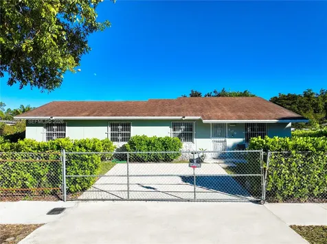 409 SW 8th Avenue Florida City FL 33034