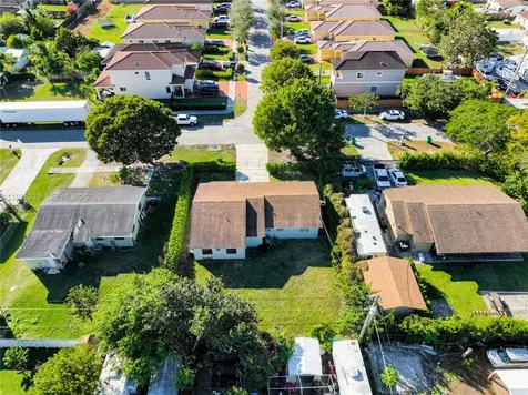 409 SW 8th Avenue Florida City FL 33034