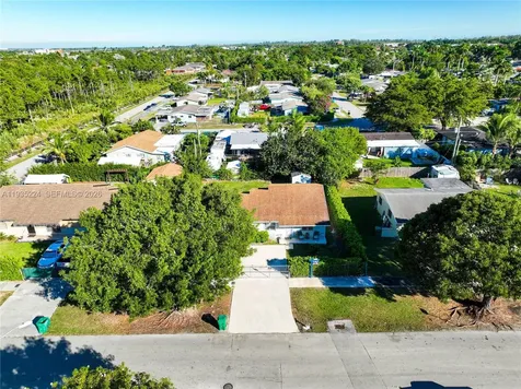 409 SW 8th Avenue Florida City FL 33034