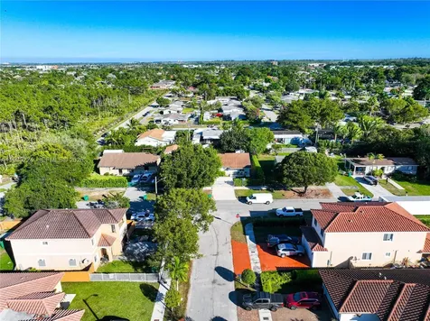 409 SW 8th Avenue Florida City FL 33034