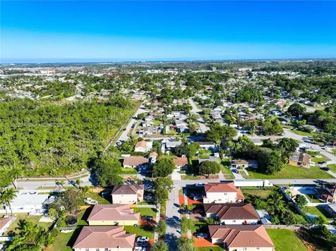 409 SW 8th Avenue Florida City FL 33034