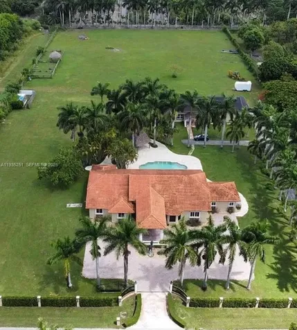 19701 SW 197th Avenue Miami FL 33187