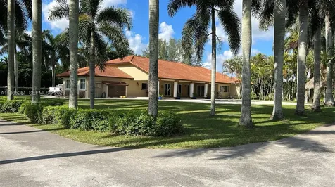 19701 SW 197th Avenue Miami FL 33187