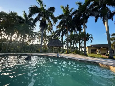19701 SW 197th Avenue Miami FL 33187