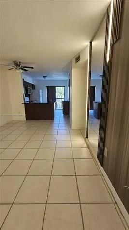5460 W 21st Court Hialeah FL 33016