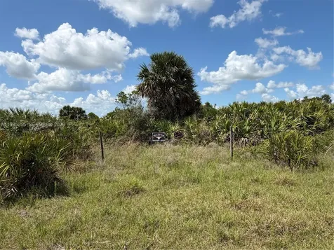 NW 72 Avenue Okeechobee FL 34972