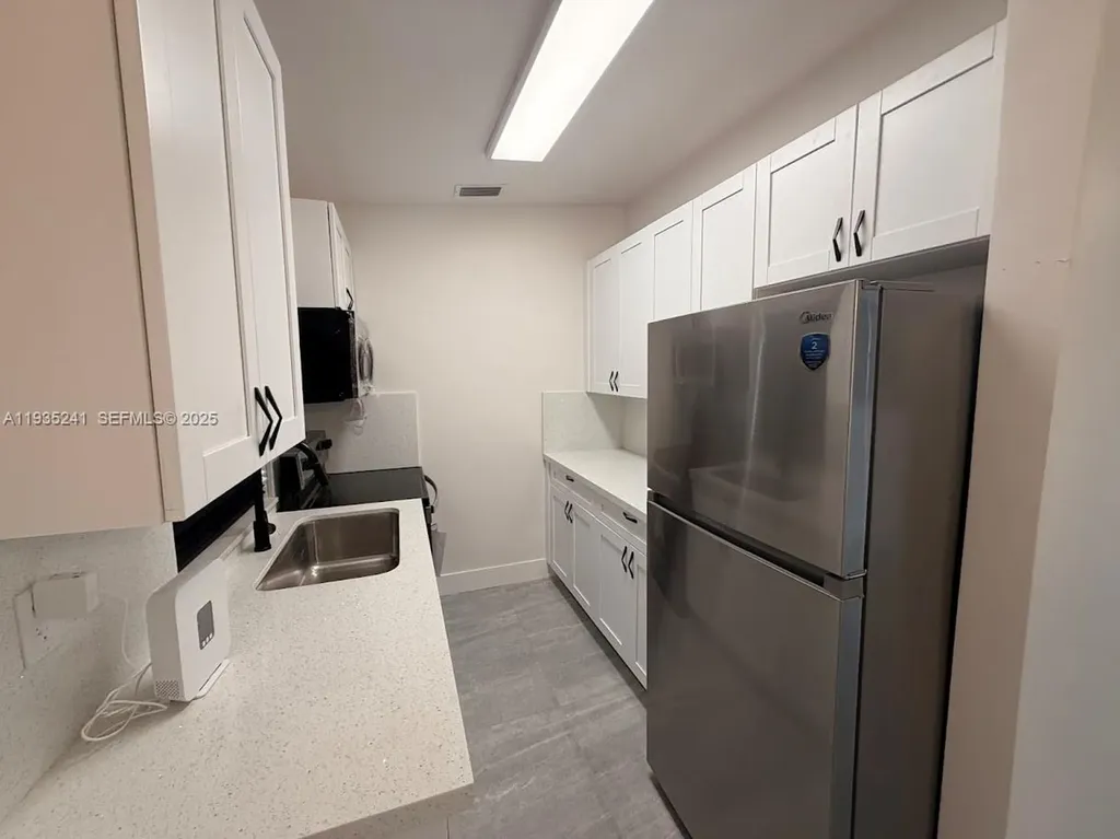 318 NW 30th Terrace Fort Lauderdale FL 33311