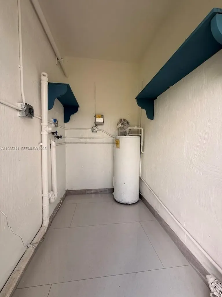 318 NW 30th Terrace Fort Lauderdale FL 33311