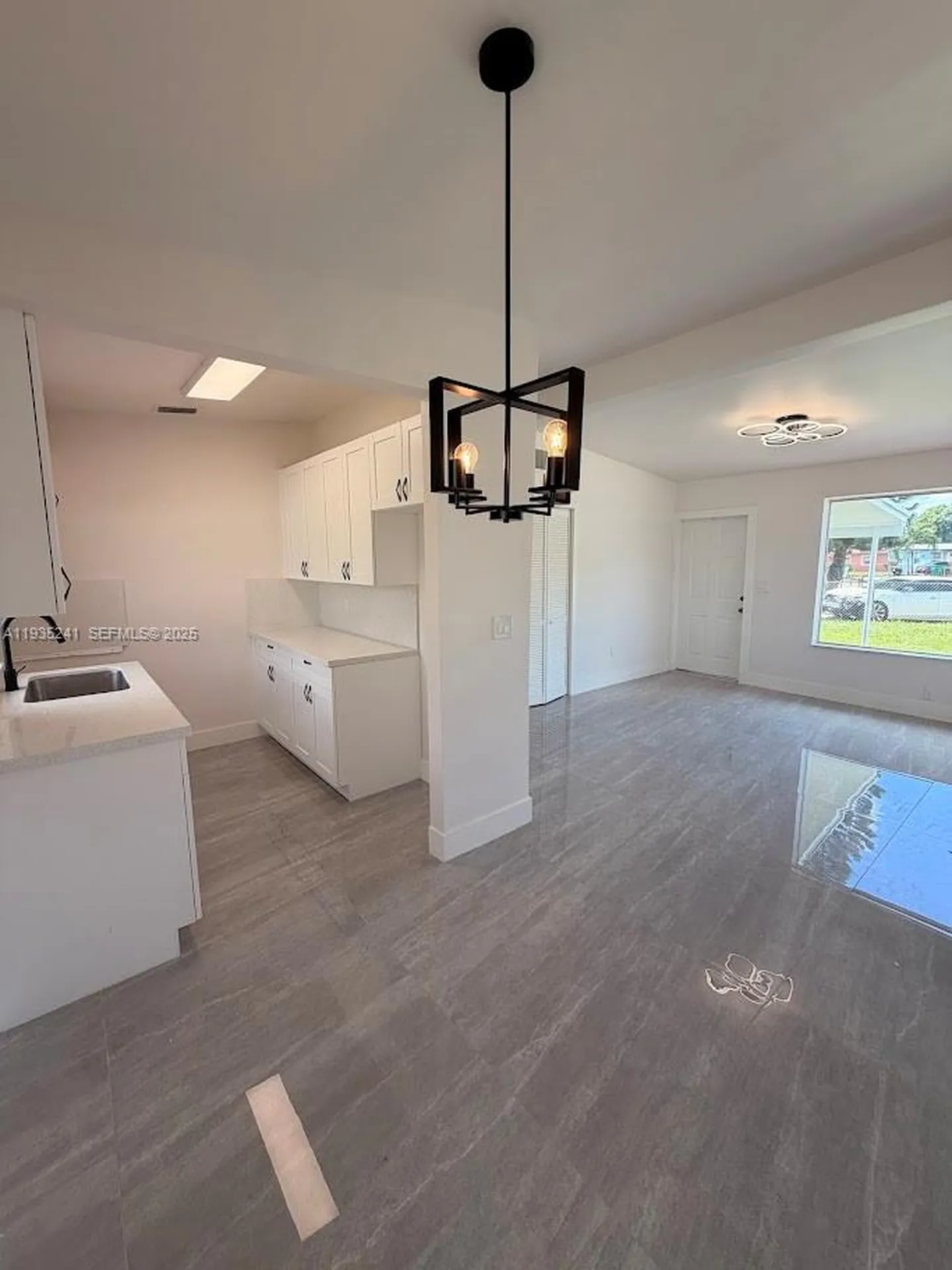 318 NW 30th Terrace Fort Lauderdale FL 33311