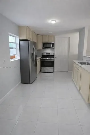 9407 NW 4th Avenue Miami FL 33150