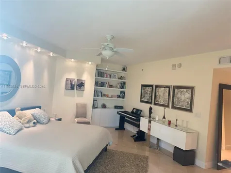 3101 S Ocean Drive Hollywood FL 33019