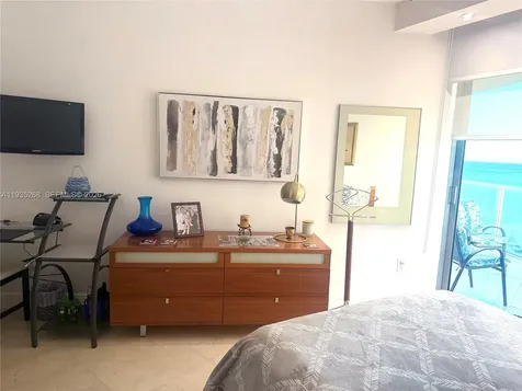 3101 S Ocean Drive Hollywood FL 33019
