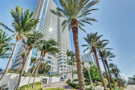 3101 S Ocean Drive Hollywood FL 33019