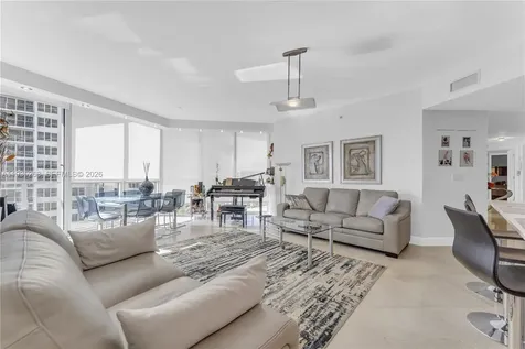 3101 S Ocean Drive Hollywood FL 33019