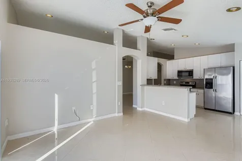 14242 NW 18th Place Pembroke Pines FL 33028
