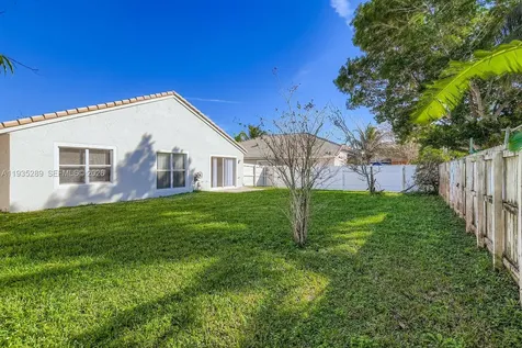 14242 NW 18th Place Pembroke Pines FL 33028