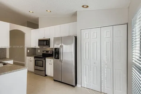 14242 NW 18th Place Pembroke Pines FL 33028
