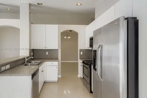 14242 NW 18th Place Pembroke Pines FL 33028