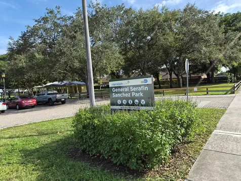 9201 SW 43rd Terrace Miami FL 33165
