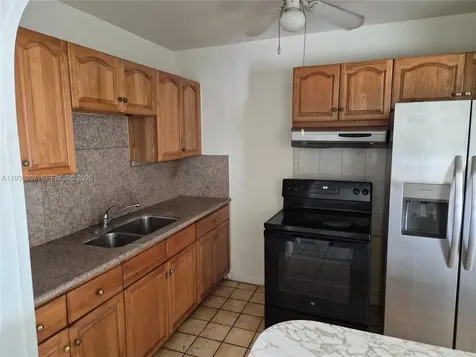 9201 SW 43rd Terrace Miami FL 33165