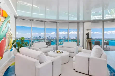 1000 S Pointe Drive Miami Beach FL 33139