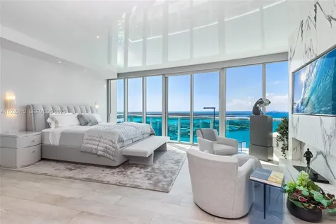 1000 S Pointe Drive Miami Beach FL 33139