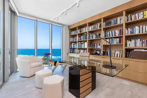1000 S Pointe Drive Miami Beach FL 33139