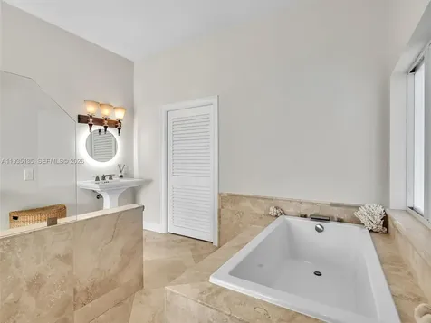2650 NE 20th Street Pompano Beach FL 33062