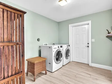 2650 NE 20th Street Pompano Beach FL 33062