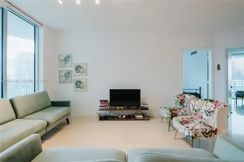 350 S Miami Avenue Miami FL 33130