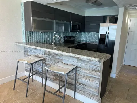 2501 S Ocean Drive Hollywood FL 33019