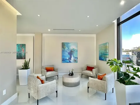 2401 S Ocean Drive Hollywood FL 33019