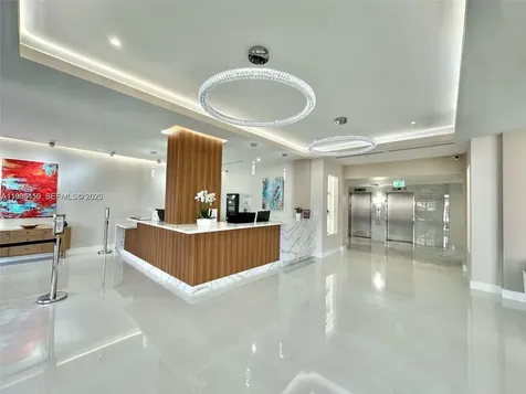 2401 S Ocean Drive Hollywood FL 33019